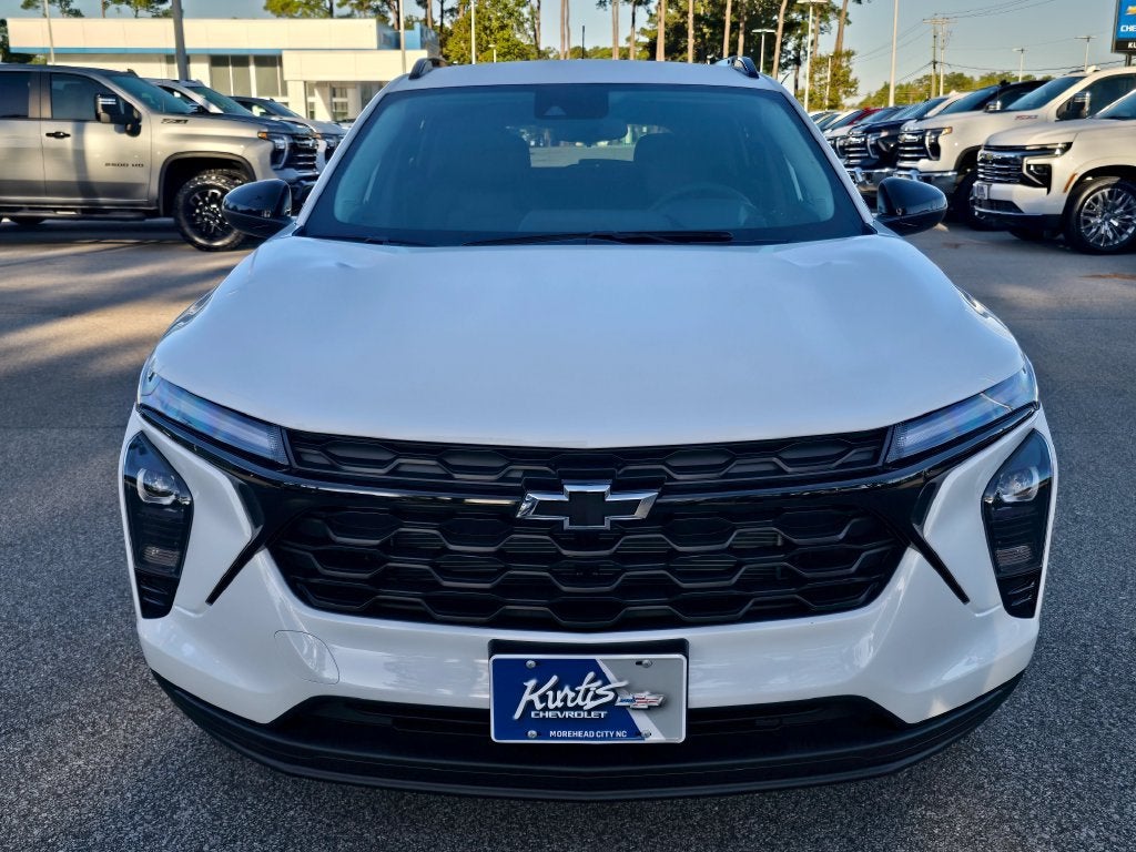 2026 Chevrolet Trax LT - Photo 8