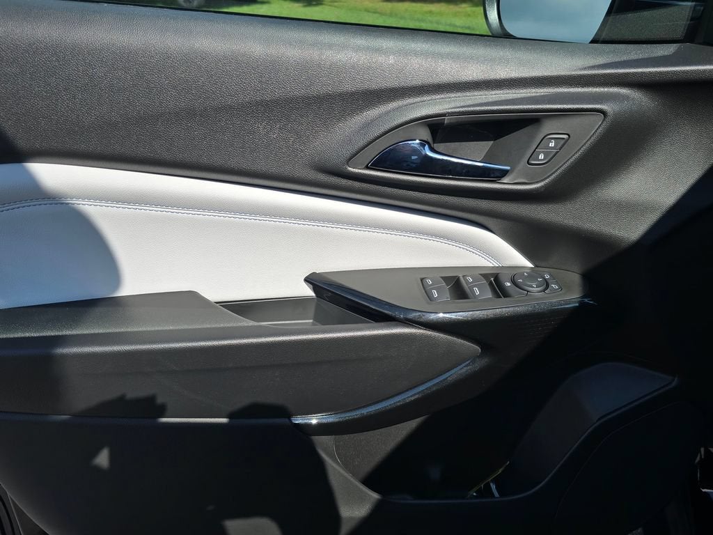 2026 Chevrolet Trax LT - Photo 10
