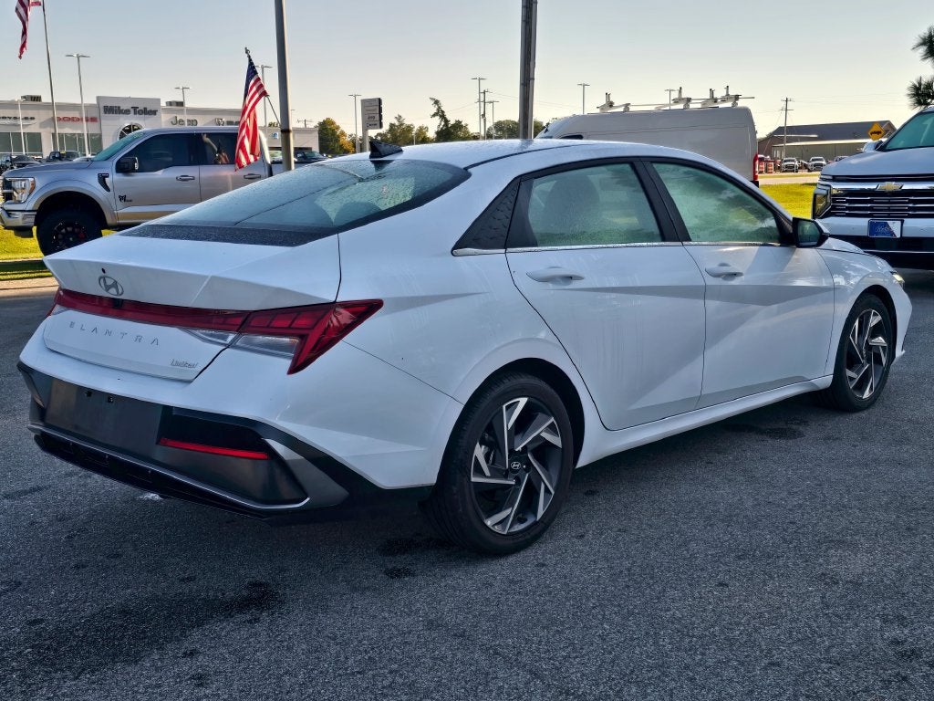 2025 Hyundai Elantra Limited