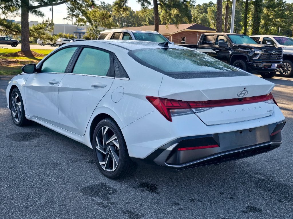 2025 Hyundai Elantra Limited