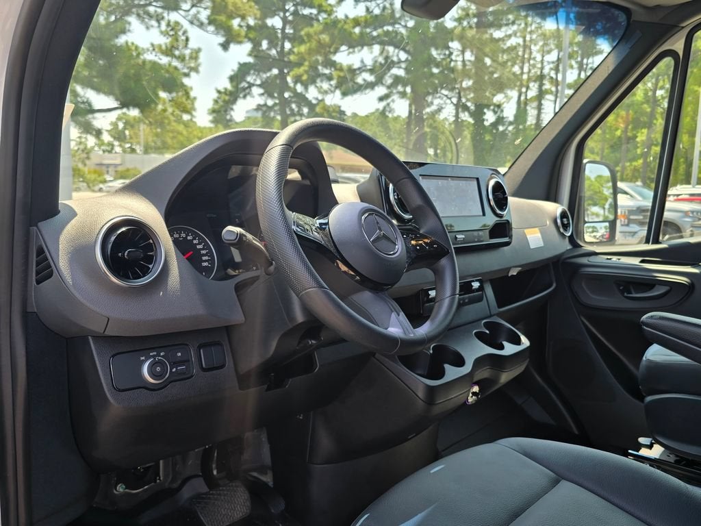 2025 Mercedes-Benz Sprinter 2500 High Roof 4-Cyl Diesel HO