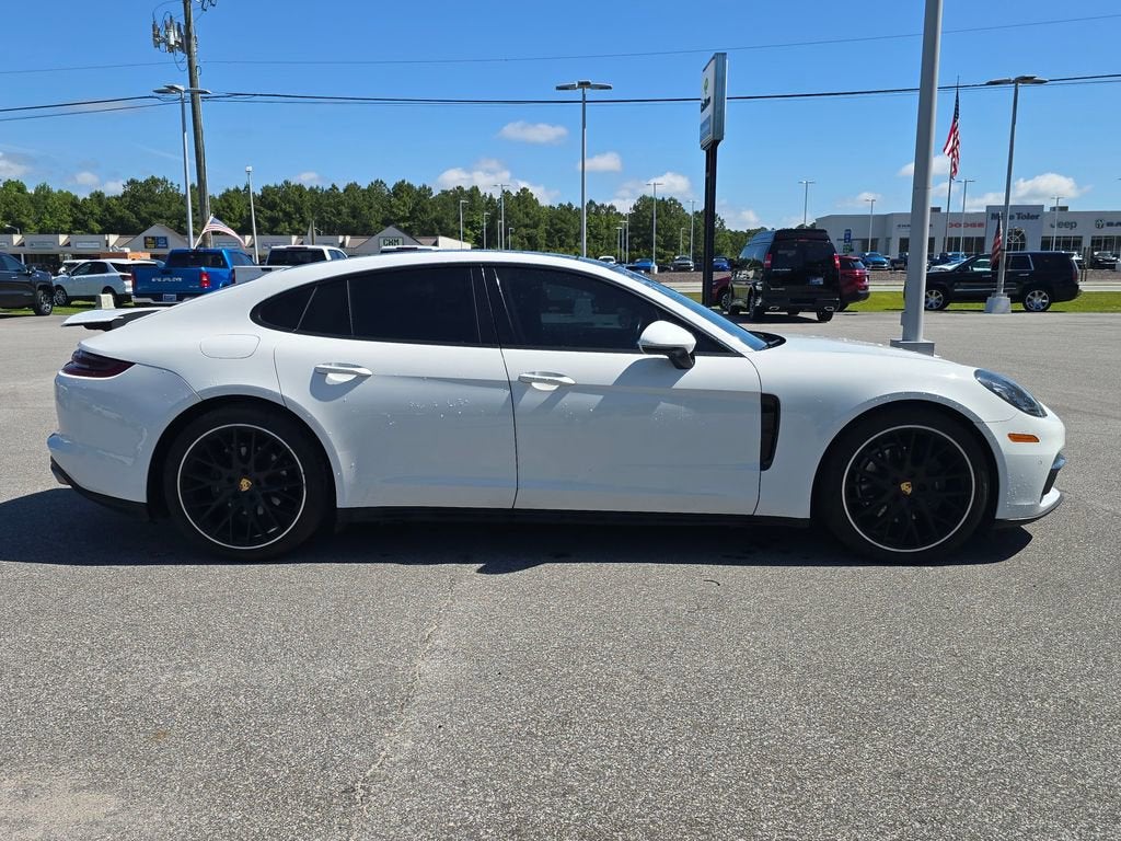 2020 Porsche Panamera 4DR HB RWD