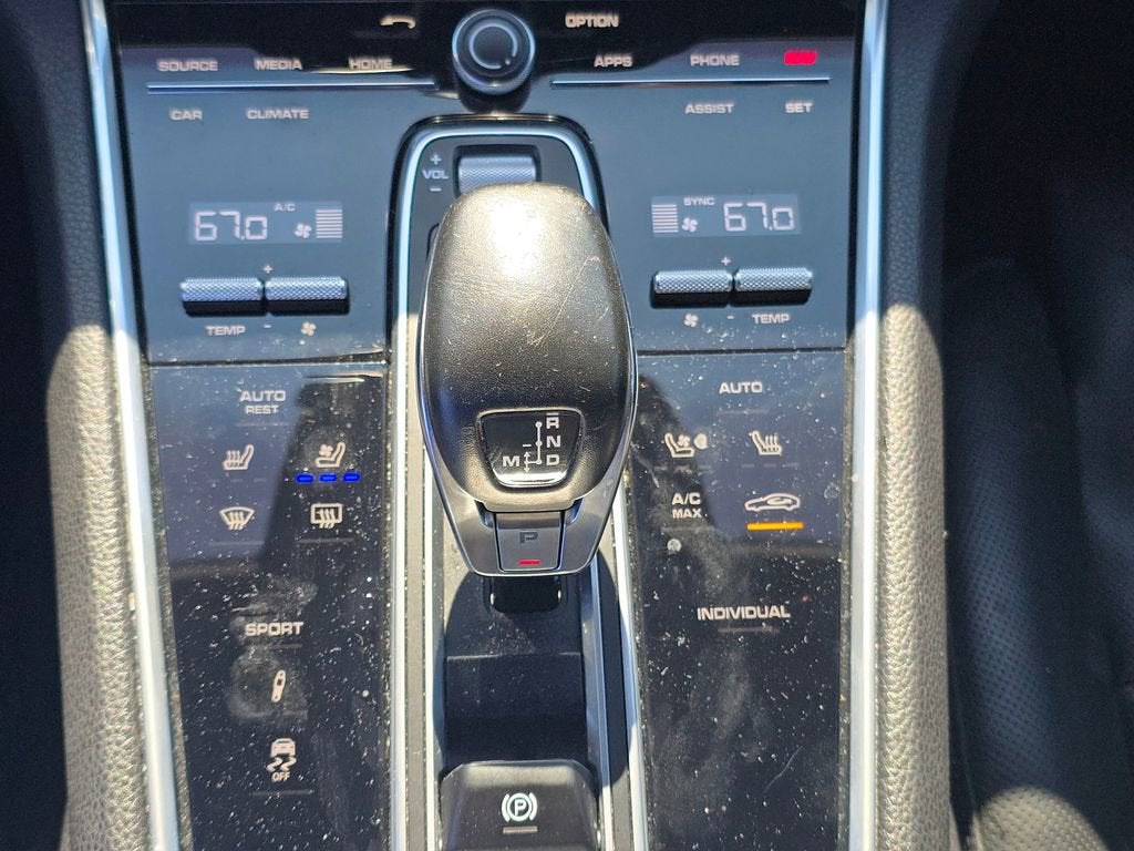 2020 Porsche Panamera 4DR HB RWD